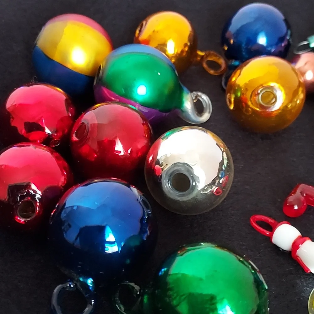 28pc Lot of Vintage Mini Christmas Tree Ornaments  Blown Glass & Glass - Picture 2 of 6